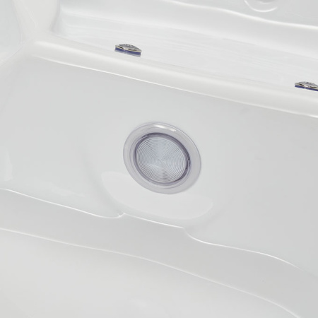 Гидромассажный спа-бассейн AquaVita 6004 Pro Гидромассажный спа-бассейн AquaVita 6004 Pro